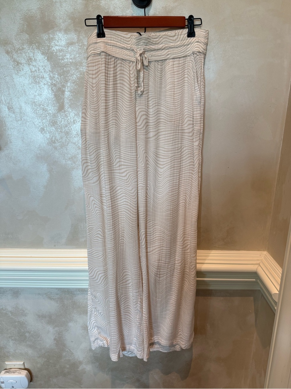 Wide-Leg Drawstring Pants - Cream